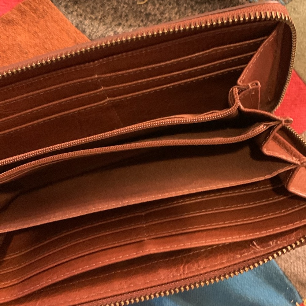 Fossil Crossbody And Matching Wallet - image 8